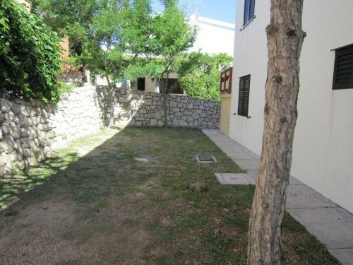 Large Holiday Home In Pag Dalmatia, Croatia