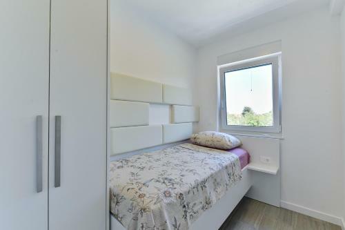 Apartamento Villa Div With Pool