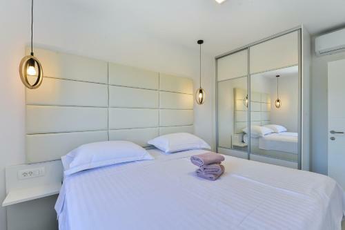 Apartamento Villa Div With Pool
