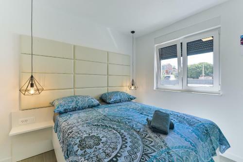 Apartamento Villa Div With Pool