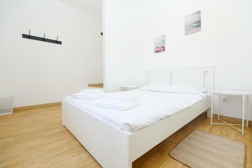 Hostal R - Casa Do Moinho Guesthouse