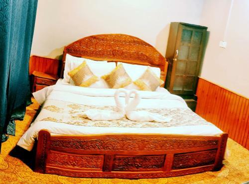Hotel Kuku Resort & Spring Water Park Pahalgam