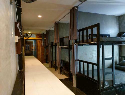 Albergue Phi Phi Little Hub