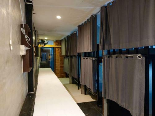 Albergue Phi Phi Little Hub