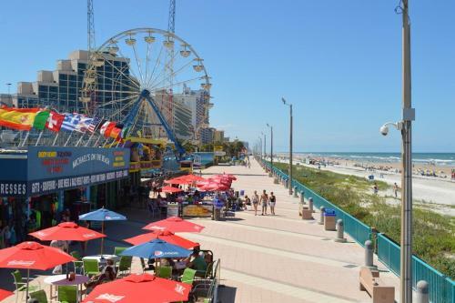 Daytona Beach Resort One Bedroom Suite