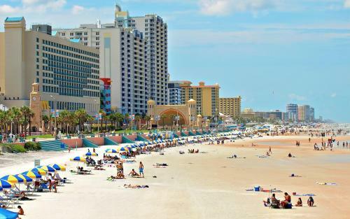 Daytona Beach Resort One Bedroom Suite