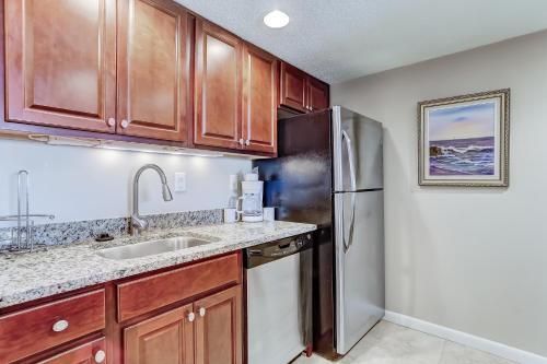 Apartamento Atlantic Ocean View Condo With Private Balcony And Access To Beachside Pool Condo