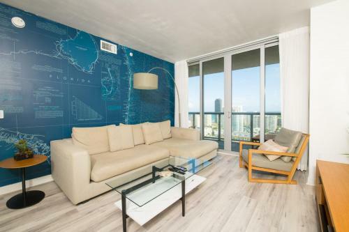 2803ab Yg Chic 2 Br 2bth Water Views Modern Kitchen Balcony Gym Pool 28th Fl 2803ab