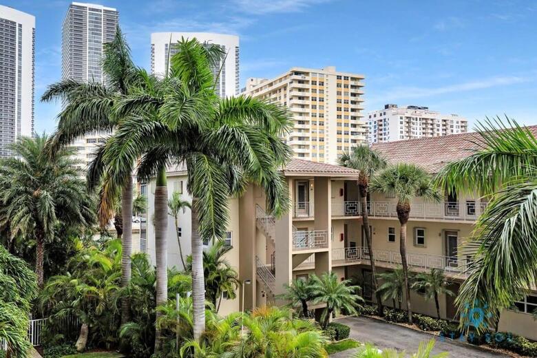 Modern Resort Modern Apartment 2 Br 2 Br Pool