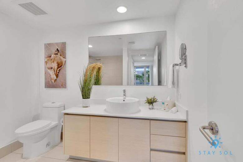 Modern Resort Modern Apartment 2 Br 2 Br Pool