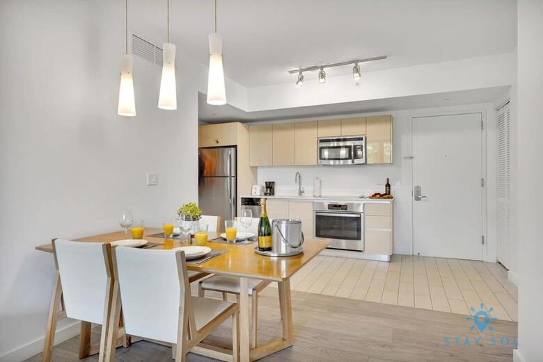 Modern Resort Modern Apartment 2 Br 2 Br Pool
