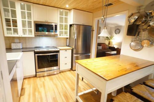 Twin Palms: A Chef's House Close To Beach * Super Kid Friendly
