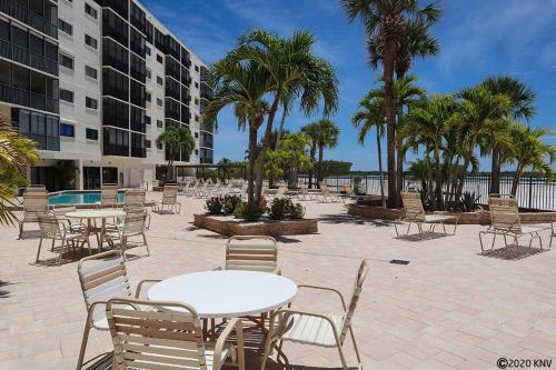 Apartamento Carlos Pointe 112 Condo
