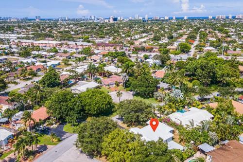 Lauderdale Retreat