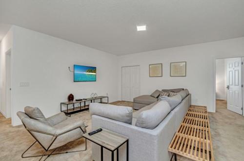 Unique Home 15 Bedroom Accommodate 36 Guest