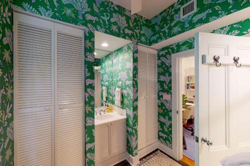 Gecko Lane Hideaway