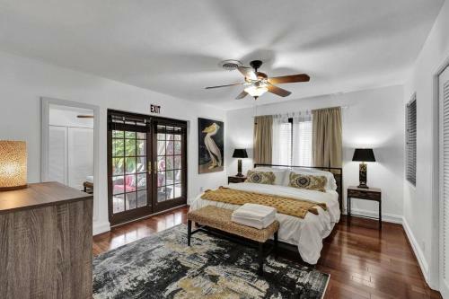 Professionally Decorated Luxury 3br & Private Pool