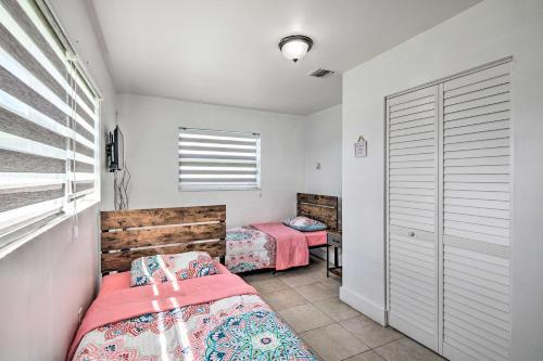 Tranquil Hollywood Escape With Pool And Bbq Grill