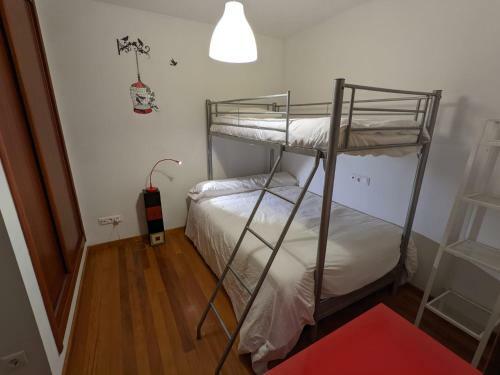 Precioso Apartamento En Corrubedo Con Terraza Y Garaje Propios