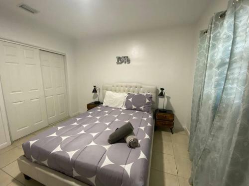 Large Modern Suite Near Beach, Wynwd Garden Style