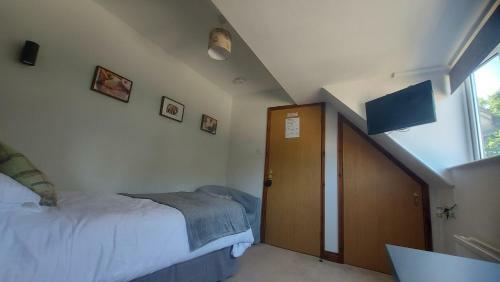 Ducklington Farm B&B
