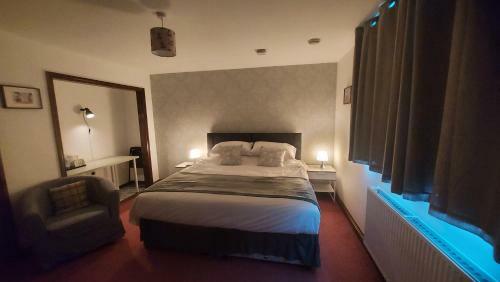 Ducklington Farm B&B