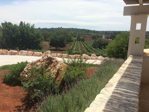 Villa Trullidamare A Ceglie Messapica, Con Piscina