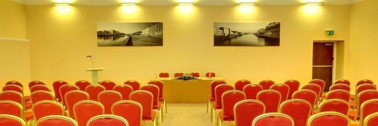 D Hotel