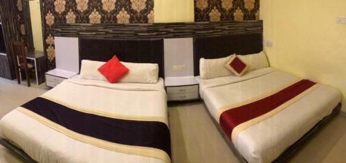 Hotel Staymaker Hindustan Lodge