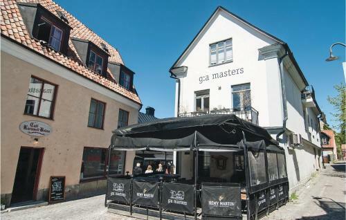Three-bedroom Apartment In Visby