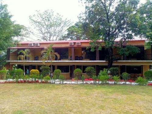 Hotel Corbett Tiger Resort