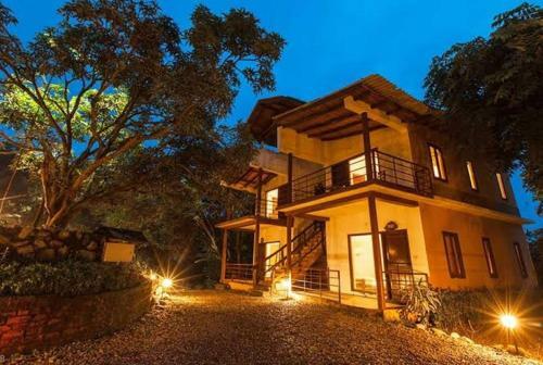 Hotel Corbett Tiger Resort