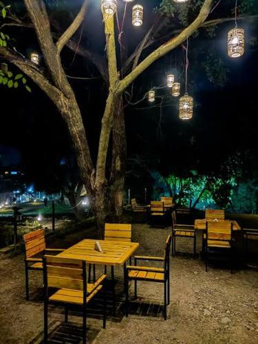 Hotel Corbett Tiger Resort
