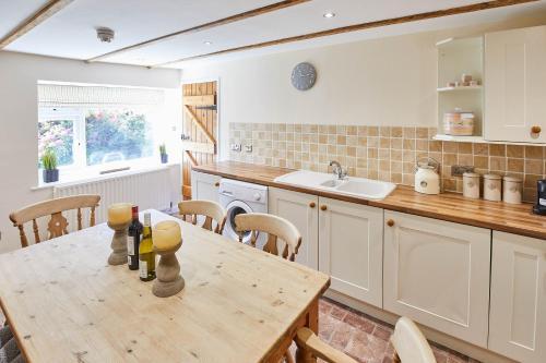 Host & Stay - Eden Cottage