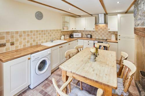Host & Stay - Eden Cottage