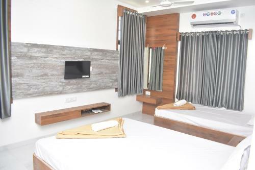 Hostal Hotel Sai Sunandan