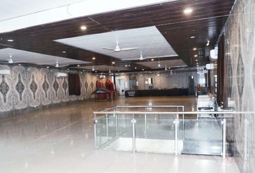 Hotel Svarnima By Wb Inn