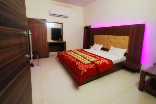 Hotel Svarnima By Wb Inn