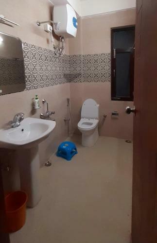 Skyline View 3 Bedroom Private Apartment