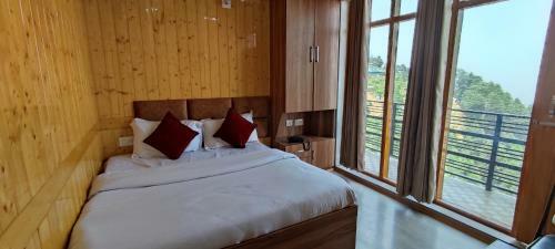 Hotel Aroma & U