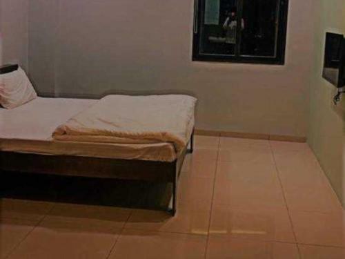 Hotel Oyo 91744 Royal Palace