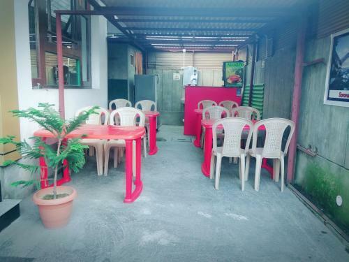 Hotel Qadir Residency Srinagar