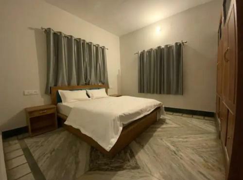 Lake View Homestay