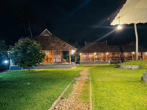 Hotel 7th Heaven Service Villa