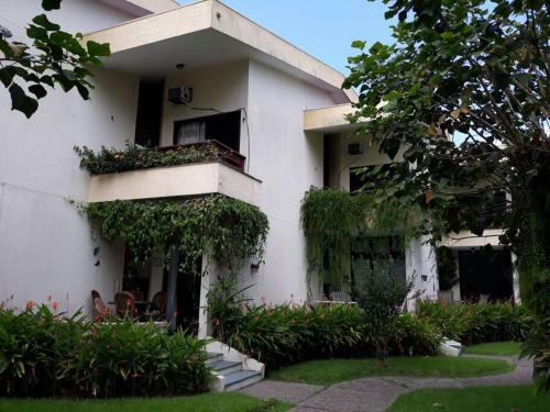 Casa Em Juquehy Em Cond Churrasq Praia E Piscina