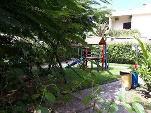 Casa Em Juquehy Em Cond Churrasq Praia E Piscina