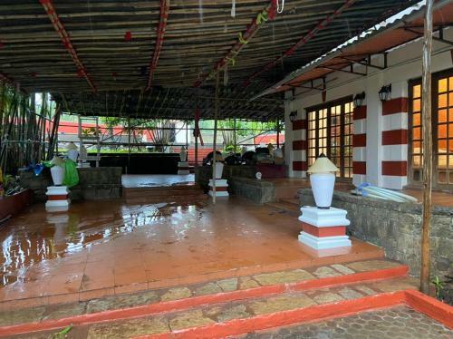 Abhishek Villa & Lawns