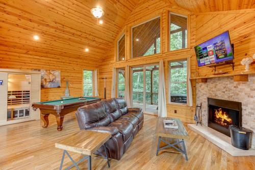 Villa Perfect Couples Cabin W 2 Person Spa Bath