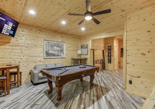 Villa Cabin Near Helen, Ga W Spa Amenities