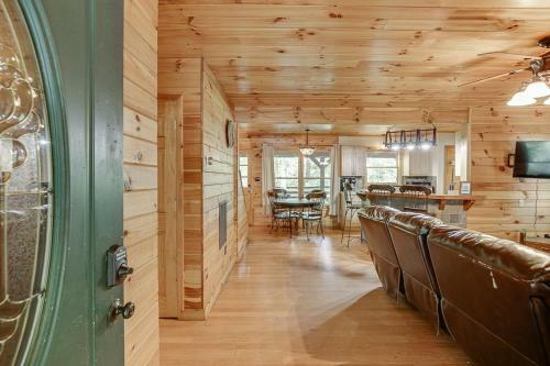 Villa Cabin With Jacuzzi & Hydrotherapy Spanear Helen